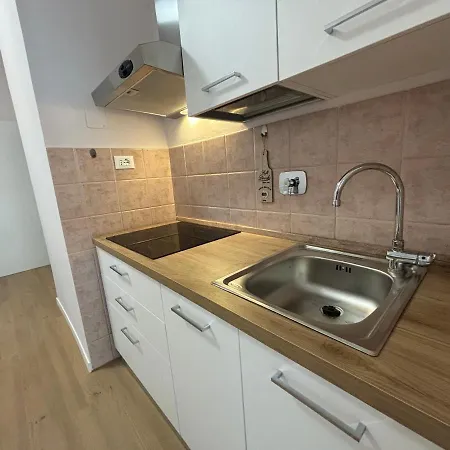 דירה Xiridia House