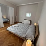 Xiridia House